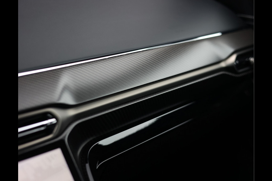 Aston Martin Vantage 4.0 V8 | Onyx Black