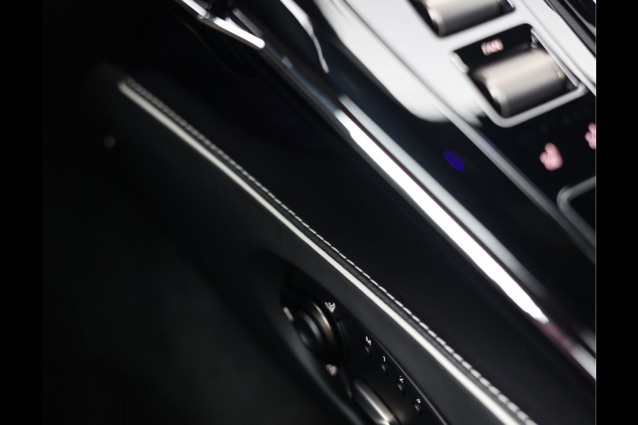 Aston Martin Vantage 4.0 V8 | Onyx Black