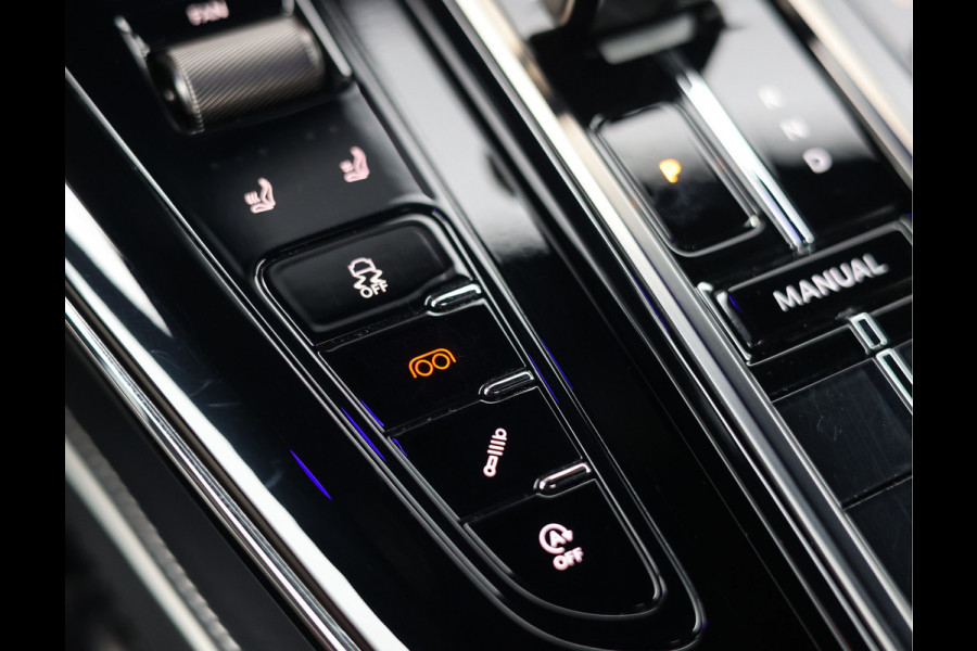 Aston Martin Vantage 4.0 V8 | Onyx Black