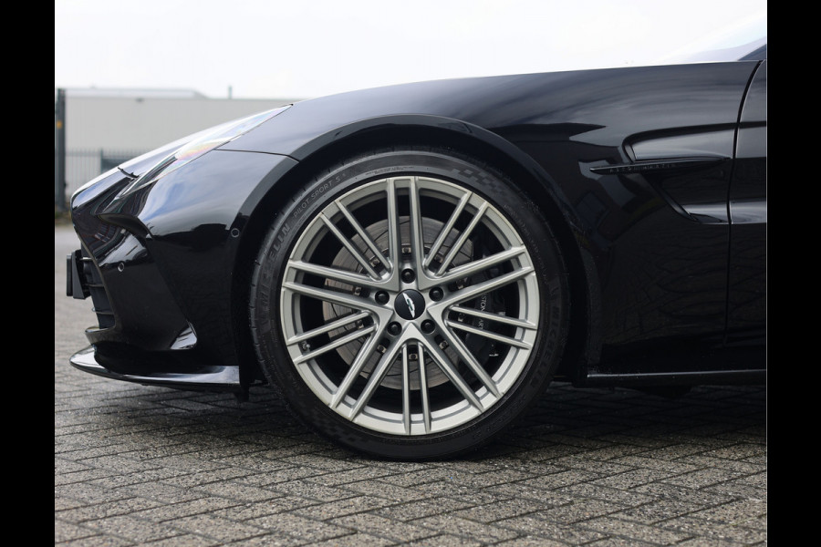 Aston Martin Vantage 4.0 V8 | Onyx Black