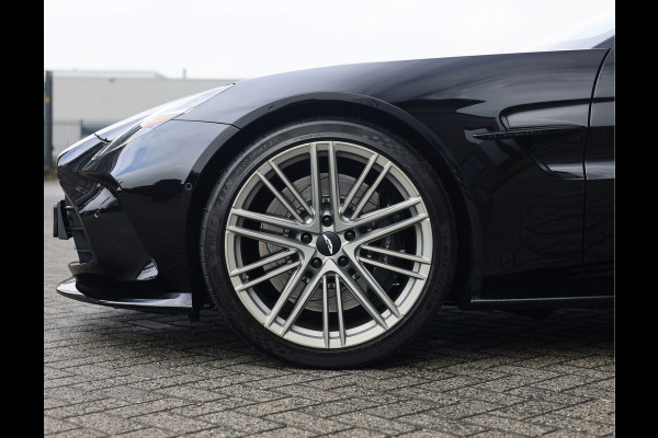 Aston Martin Vantage 4.0 V8 | Onyx Black