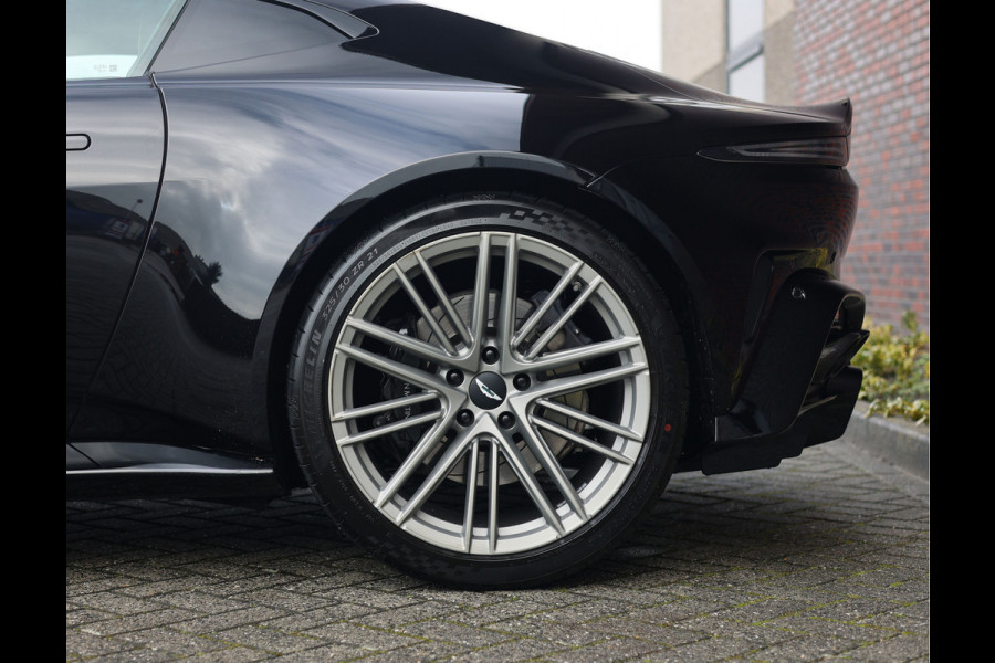 Aston Martin Vantage 4.0 V8 | Onyx Black