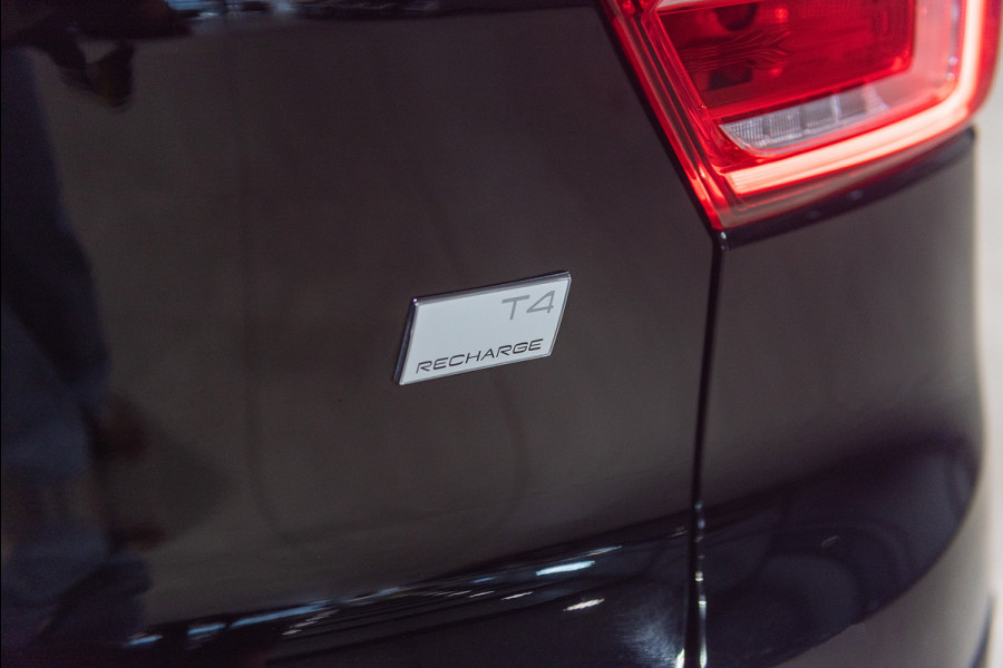 Volvo XC40 T4 Aut. Plug-in Hybrid Parkeercamera 211pk