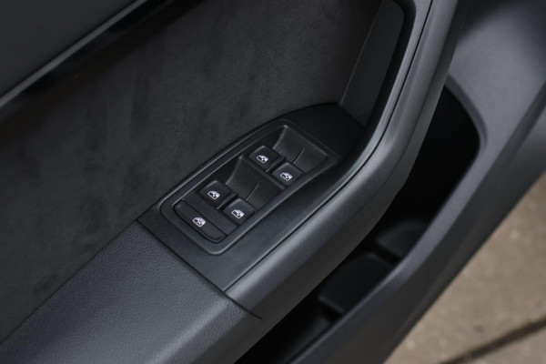 CUPRA Ateca 2.0 TSI 4DRIVE *Pano*Beats*Kuipstoelen*360 Camera*Trekhaak*