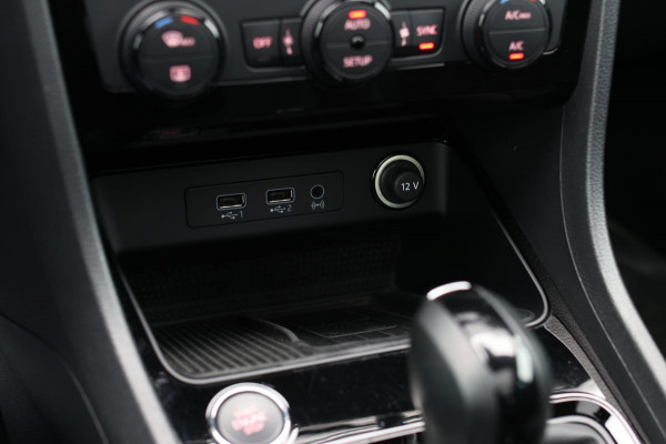 CUPRA Ateca 2.0 TSI 4DRIVE *Pano*Beats*Kuipstoelen*360 Camera*Trekhaak*