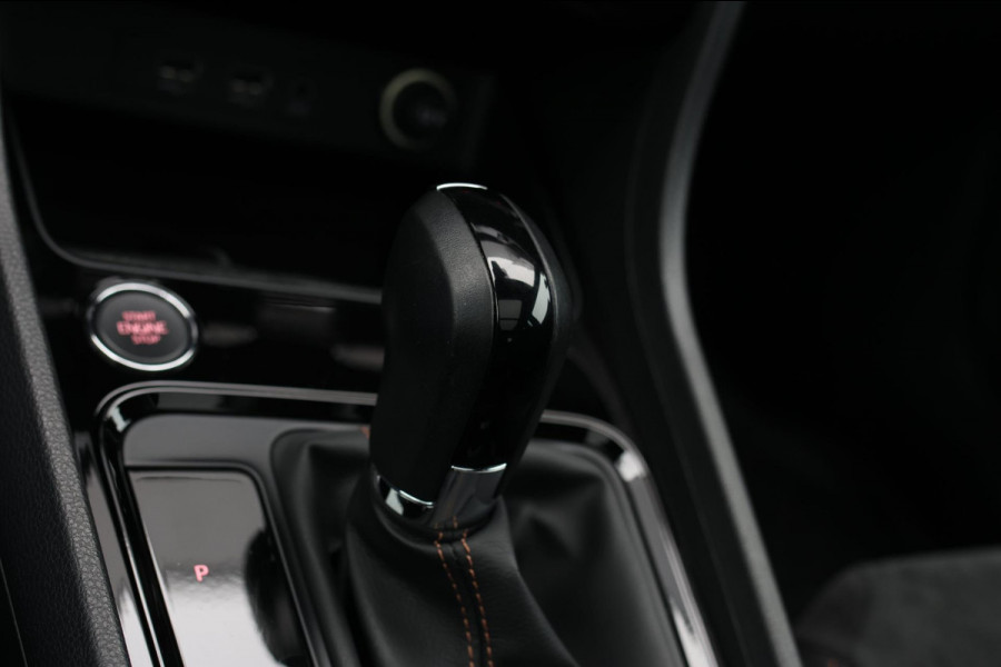 CUPRA Ateca 2.0 TSI 4DRIVE *Pano*Beats*Kuipstoelen*360 Camera*Trekhaak*