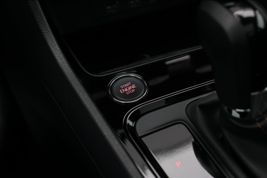 CUPRA Ateca 2.0 TSI 4DRIVE *Pano*Beats*Kuipstoelen*360 Camera*Trekhaak*