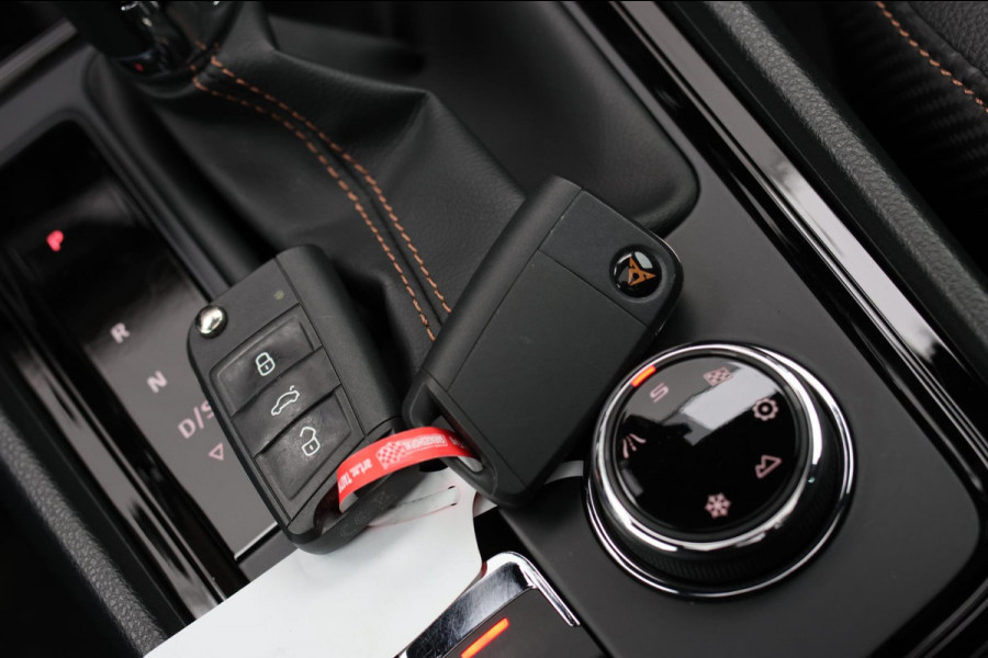 CUPRA Ateca 2.0 TSI 4DRIVE *Pano*Beats*Kuipstoelen*360 Camera*Trekhaak*