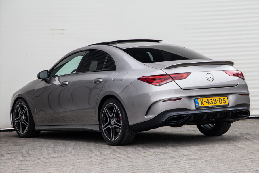 Mercedes-Benz CLA-Klasse 180 AMG Nightpakket, Pano, Widescreen, Sfeerverlichting, Camera 2020