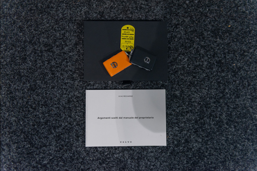 Volvo XC40 T4 Aut. Plug-in Hybrid Plus Dark Parkeercamera Leder 211pk