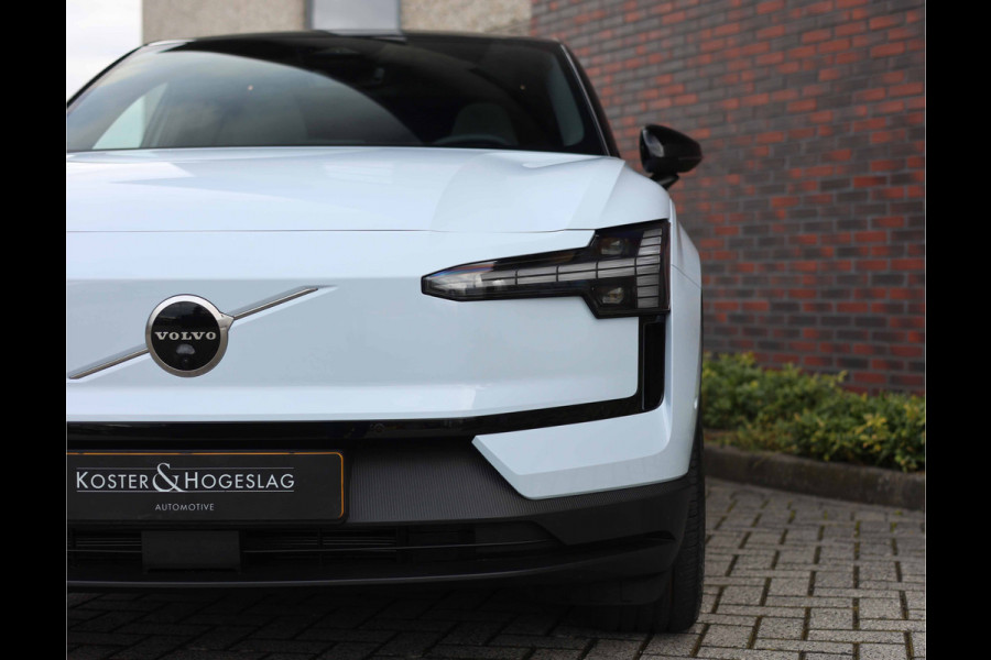 Volvo EX30 Twin Motor Ultra | 69 kWh - Pano - Harman Kardon