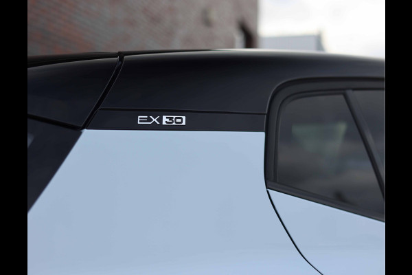 Volvo EX30 Twin Motor Ultra | 69 kWh - Pano - Harman Kardon
