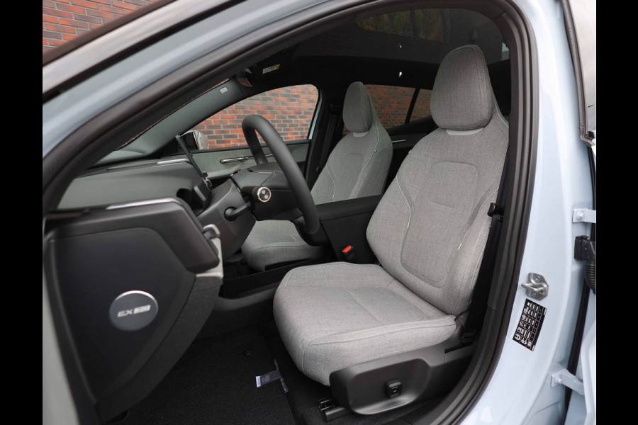 Volvo EX30 Twin Motor Ultra | 69 kWh - Pano - Harman Kardon