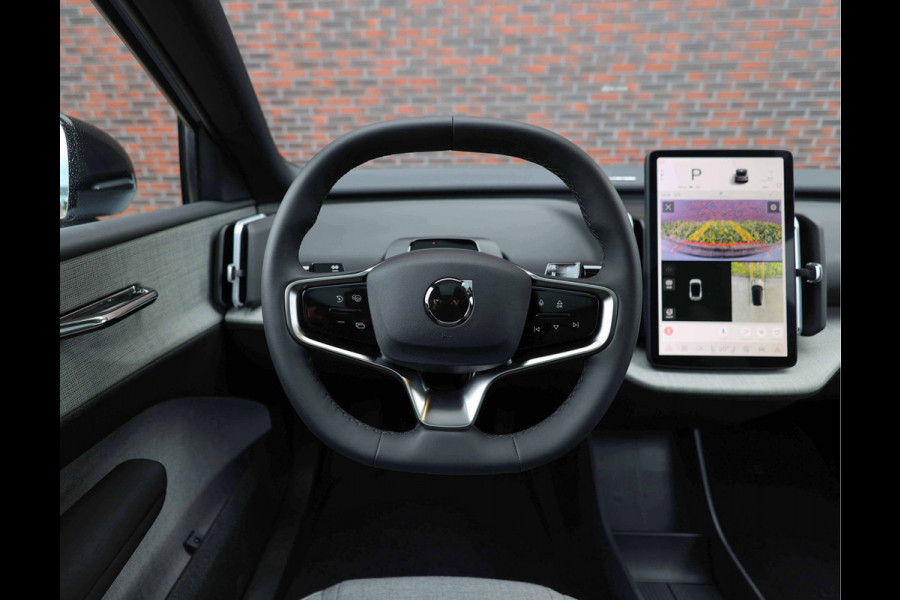 Volvo EX30 Twin Motor Ultra | 69 kWh - Pano - Harman Kardon