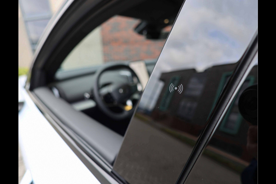 Volvo EX30 Twin Motor Ultra | 69 kWh - Pano - Harman Kardon