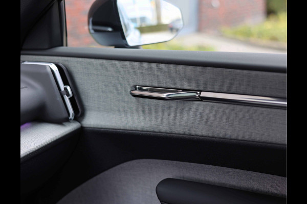 Volvo EX30 Twin Motor Ultra | 69 kWh - Pano - Harman Kardon