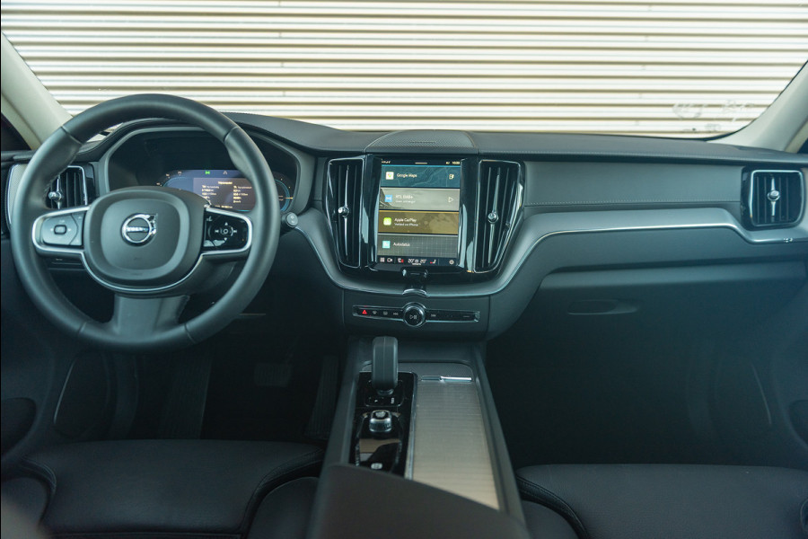 Volvo XC60 T6 Aut. Long Range Ultimate Bright Leder ACC Stoelverwarming 350pk