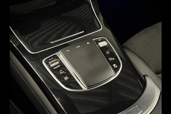 Mercedes-Benz GLC 300e 4MATIC AMG | Trekhaak | Open dak | Camera | Stoelverwarming | Memory | Cruise control | Carplay