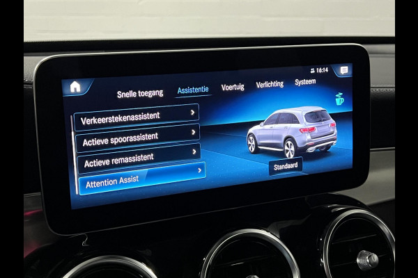 Mercedes-Benz GLC 300e 4MATIC AMG | Trekhaak | Open dak | Camera | Stoelverwarming | Memory | Cruise control | Carplay