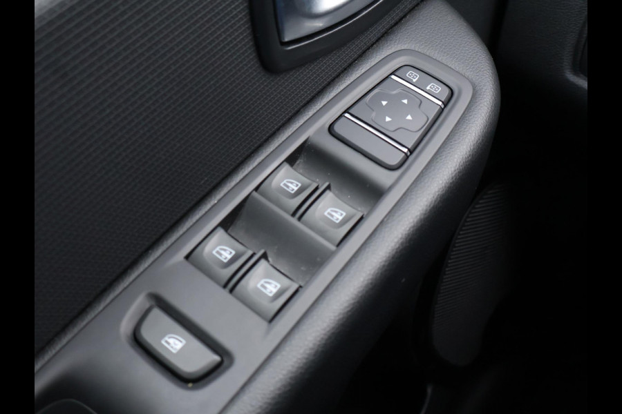 Renault Clio 0.9 TCe LIMITED + NAVIGATIE | CRUISE CONTROL | KEYLESS | AIRCO