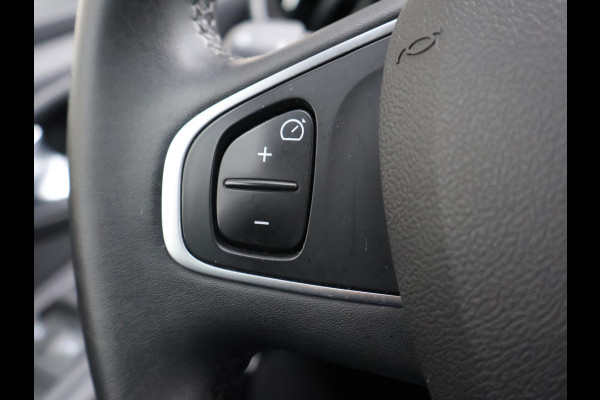 Renault Clio 0.9 TCe LIMITED + NAVIGATIE | CRUISE CONTROL | KEYLESS | AIRCO