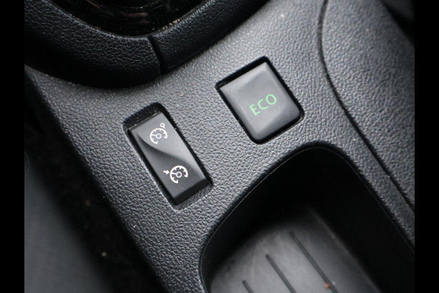 Renault Clio 0.9 TCe LIMITED + NAVIGATIE | CRUISE CONTROL | KEYLESS | AIRCO