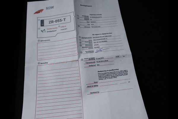 Renault Clio 0.9 TCe LIMITED + NAVIGATIE | CRUISE CONTROL | KEYLESS | AIRCO