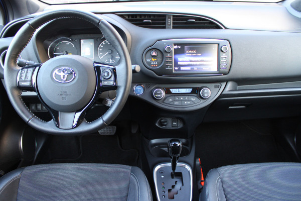 Toyota Yaris 1.5 Hybrid Energy Plus | Trekhaak | Navigatie | Camera | Cruise control