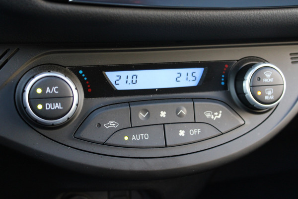 Toyota Yaris 1.5 Hybrid Energy Plus | Trekhaak | Navigatie | Camera | Cruise control