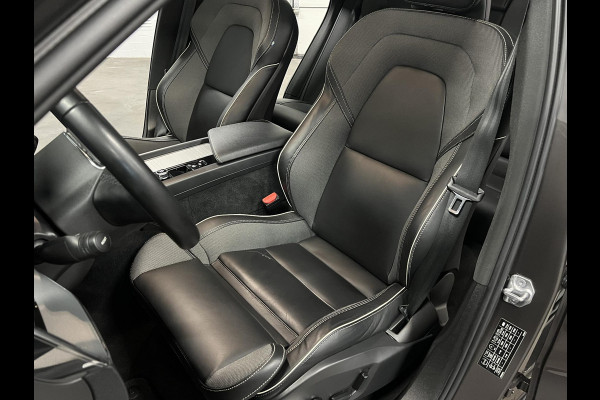 Volvo XC60 2.0 T6 Plug-in hybrid AWD Plus Dark Trekhaak | Open dak | Adapt. cruise | Stoel-/stuurverwarming | Camera | Memory | Carplay