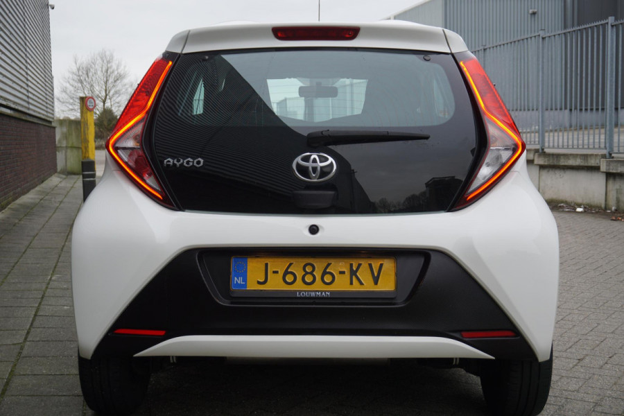 Toyota Aygo 1.0 VVT-i x-fun | Led | Bluetooth | Cruise Control