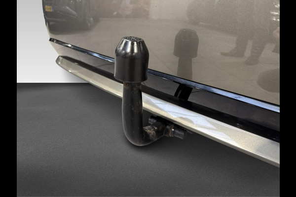 Toyota Corolla Touring Sports 1.8 Hybrid Business Plus | Trekhaak |