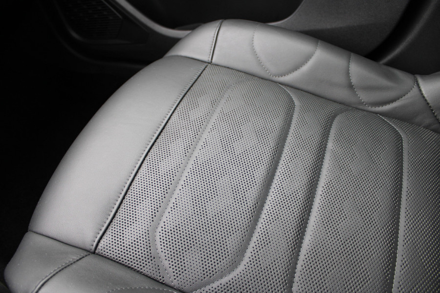 Citroën C5 X 1.6 Plug-in Hybrid 225 Shine | Panoramadak | Massage | Leder | Head-Up | Full