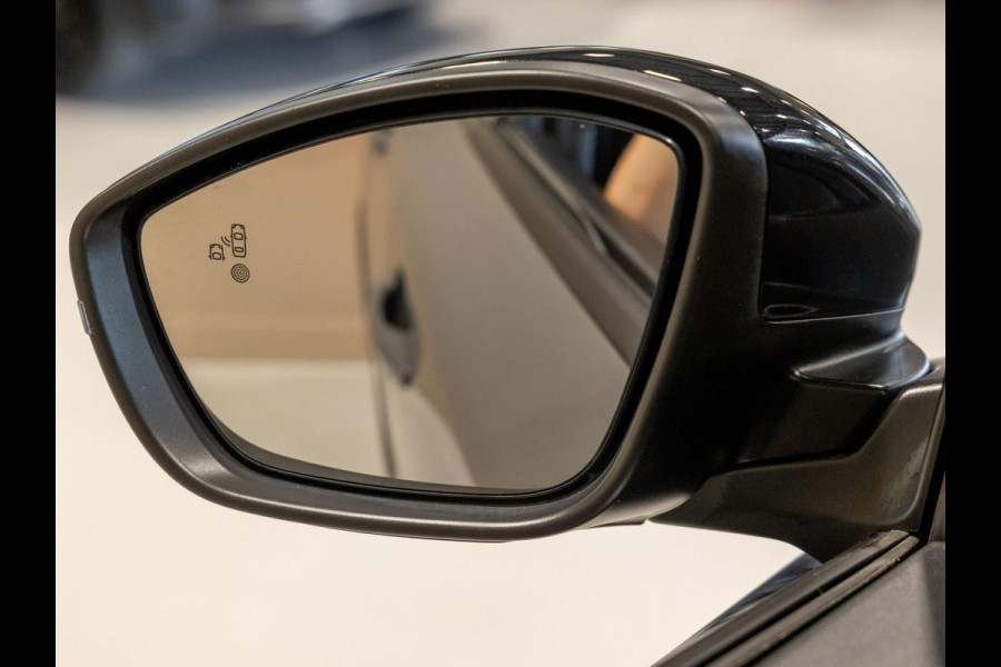 Peugeot 2008 1.2 Hybrid 136 Allure / 136pk / Dodehoek herkenning / Apple CarPlay / Adaptieve Cruise control