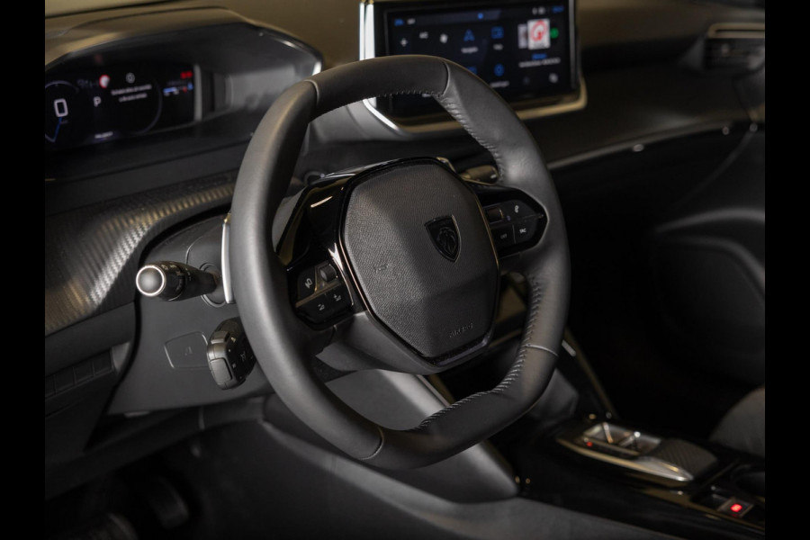 Peugeot 2008 1.2 Hybrid 136 Allure / 136pk / Dodehoek herkenning / Apple CarPlay / Adaptieve Cruise control