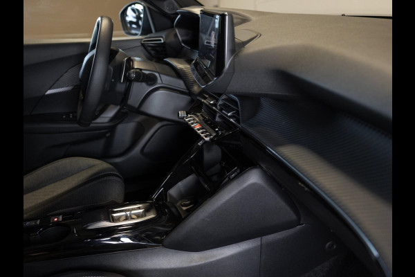 Peugeot 2008 1.2 Hybrid 136 Allure / 136pk / Dodehoek herkenning / Apple CarPlay / Adaptieve Cruise control