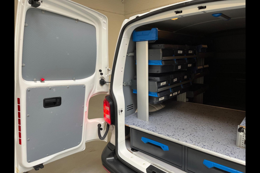 Volkswagen Transporter Servicewagen 2.0 TDI 100pk euro6 L1H1 Comfortline Airco, CruiseControl, Sortimo Inrichting RIJKLAARPRIJS!