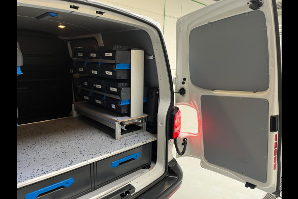 Volkswagen Transporter Servicewagen 2.0 TDI 100pk euro6 L1H1 Comfortline Airco, CruiseControl, Sortimo Inrichting RIJKLAARPRIJS!