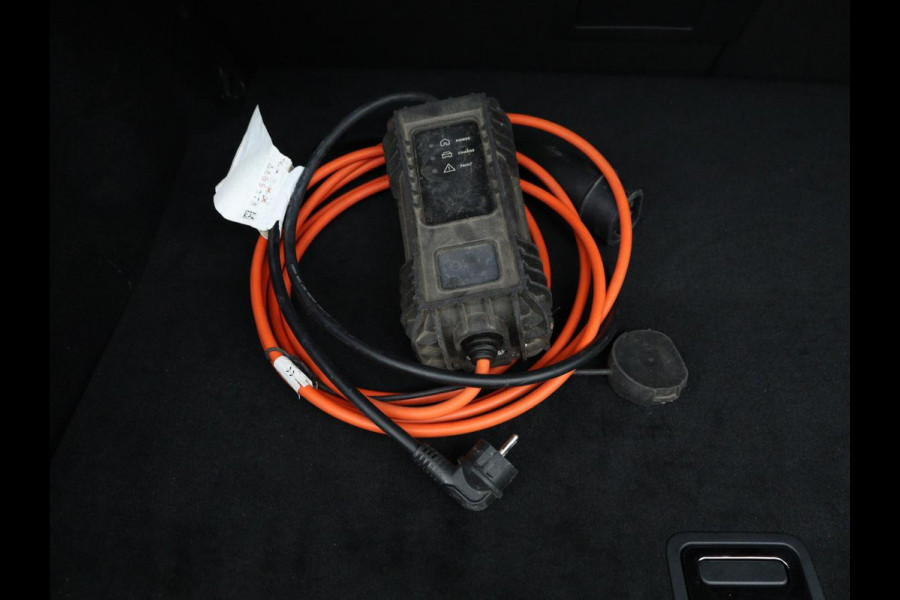 DS DS 4 1.6 PHEV 225 Étoile | Leder | Trekhaak | Matrix LED | Head-Up | Camera | Navigatie | Adaptive cruise | Plug In