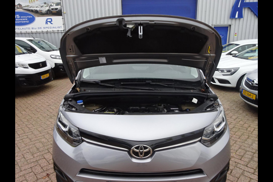 Toyota PROACE CITY 1.5 D-4D Navigator Long 130 PK NAVI CRUISE PDC