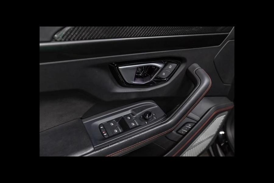 Lamborghini Urus 4.0 V8