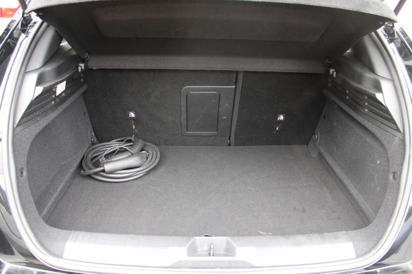 Opel Astra 1.6 Hybrid Ultimate | Panoramadak | Matrix | 360 Camera | AGR | Black Pack