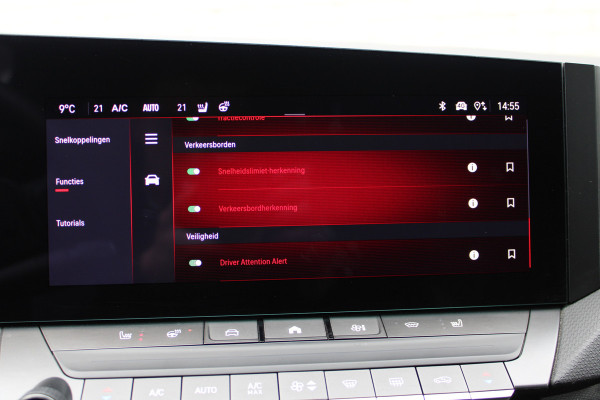 Opel Astra 1.6 Hybrid Ultimate | Panoramadak | Matrix | 360 Camera | AGR | Black Pack