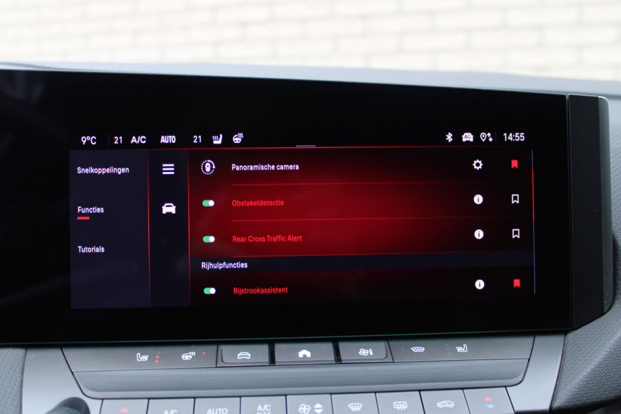 Opel Astra 1.6 Hybrid Ultimate | Panoramadak | Matrix | 360 Camera | AGR | Black Pack