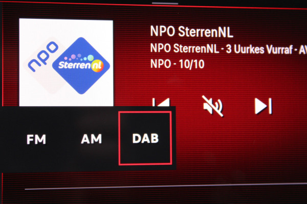 Opel Astra 1.6 Hybrid Ultimate | Panoramadak | Matrix | 360 Camera | AGR | Black Pack