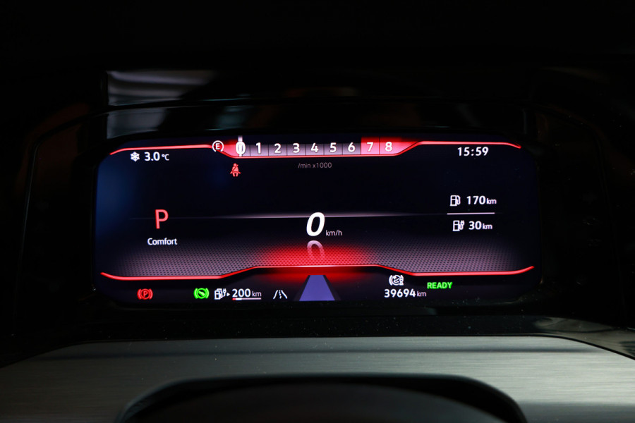 Volkswagen Golf 1.4 eHybrid Style PANO CARPLAY ACC CAMERA THAAK SFEER "22