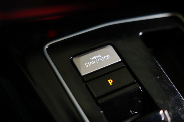 Volkswagen Golf 1.4 eHybrid Style PANO CARPLAY ACC CAMERA THAAK SFEER "22