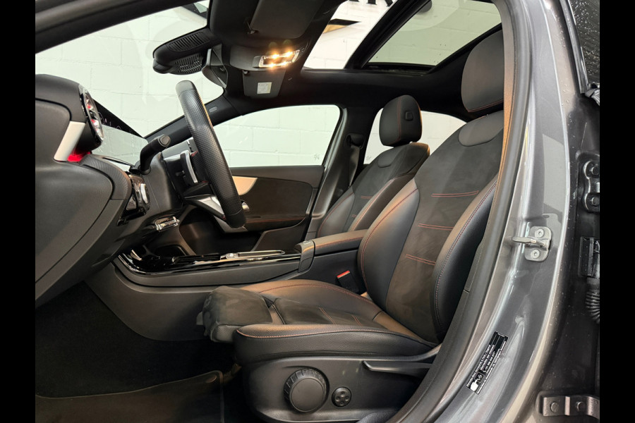 Mercedes-Benz A-Klasse 250e AMG Line, Full options, Pano, Nightpack, NL auto