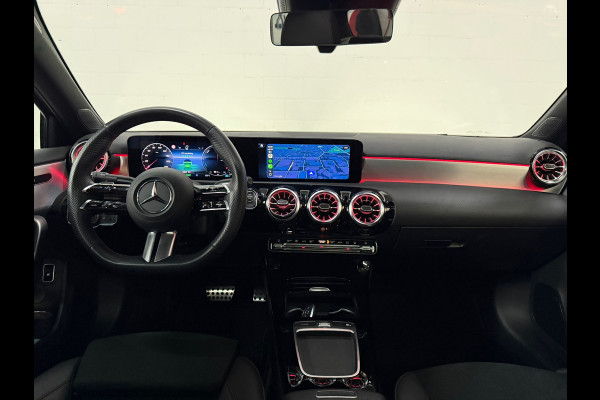 Mercedes-Benz A-Klasse 250e AMG Line, Full options, Pano, Nightpack, NL auto