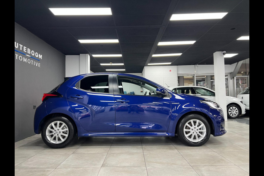 Toyota Yaris 1.5 Hybrid Executive | Camera | Lane | Head-up|